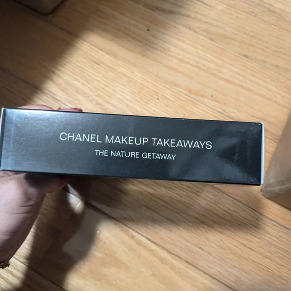 NEW CHANEL MAKEUP TAKEAWAYS LIMITED EDITION POUCH